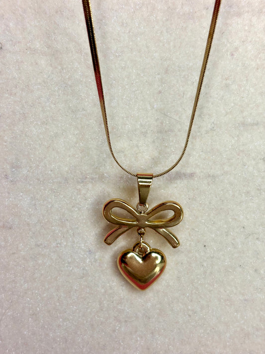 Bow-Heart (Anti tarnish stainless steel 18k gold plated)