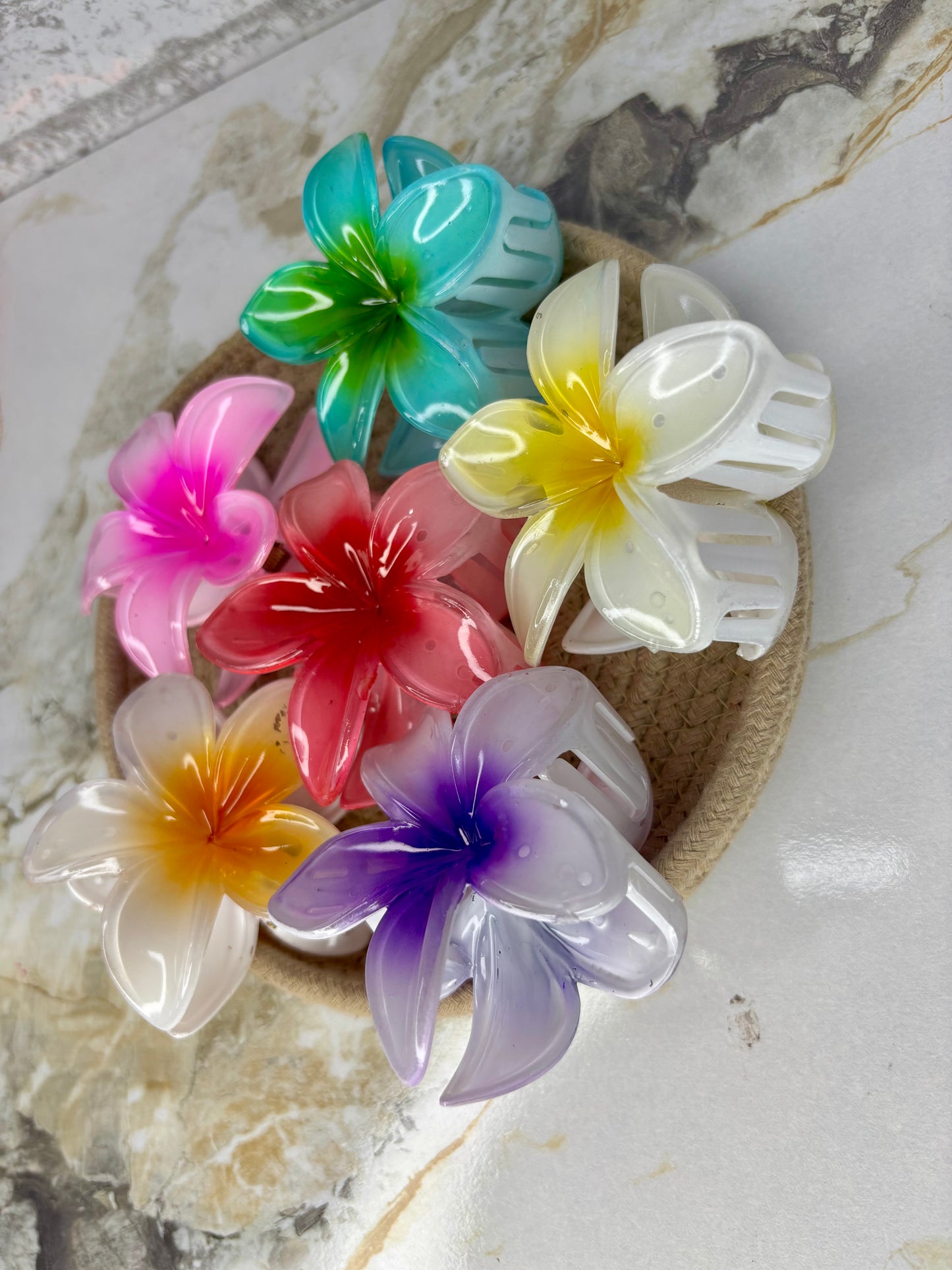 Big Flower Claw (Random Color) – Effortless Style Meets Everyday Comfort