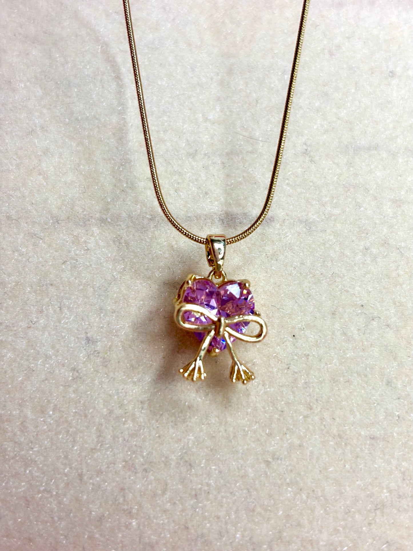 Crystal Heart & Bow Necklace white and pink (Anti tarnish Stainless steel 18k gold plated)