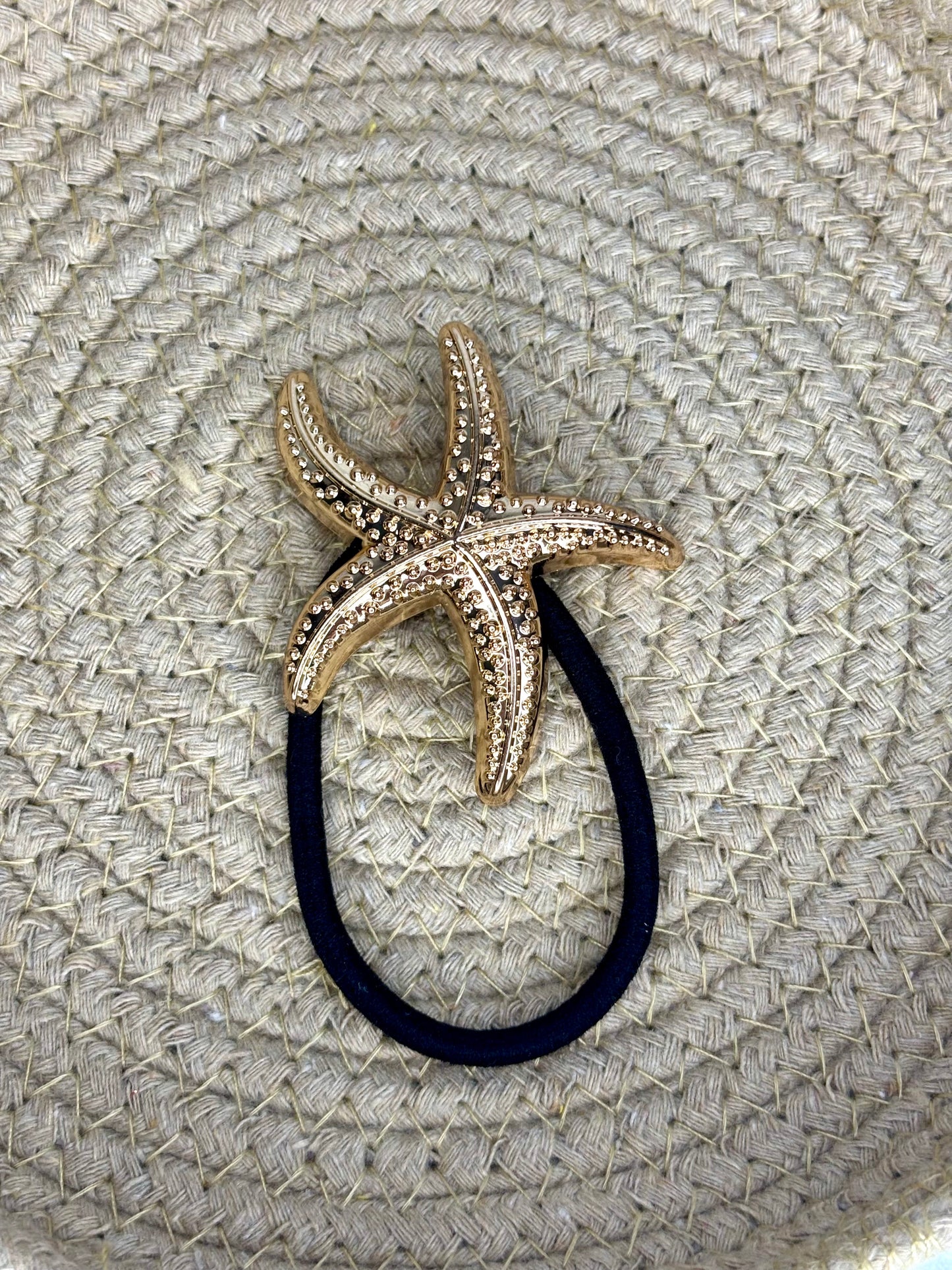 Anti tarnish hair tie (Random design)