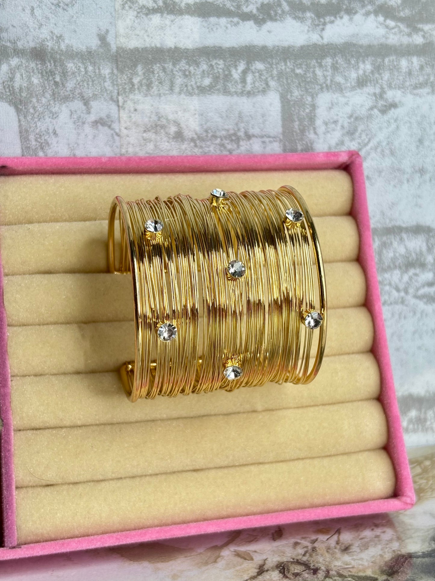 LUXURIOUS GOLD ZIRCON CUFF KADA BRACELET (Anti tarnish Stainless steel 18k gold plated