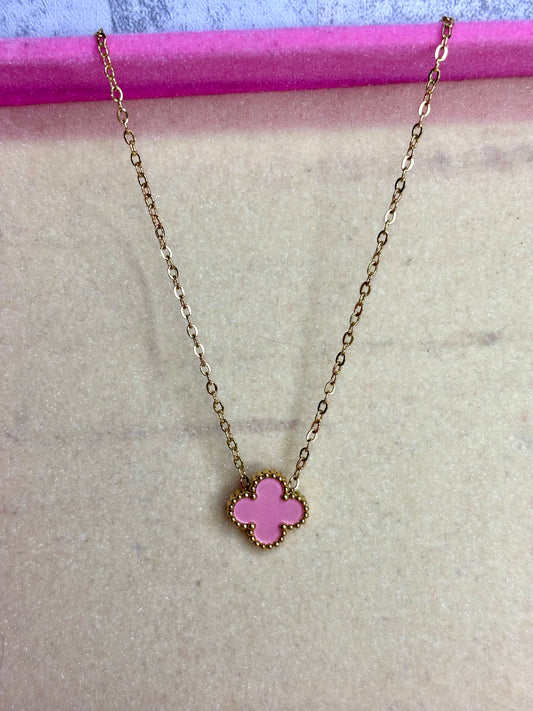 Clover necklace (Anti tarnish stainless steel 18k gold plated
