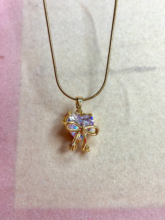 Crystal Heart & Bow Necklace white and pink (Anti tarnish Stainless steel 18k gold plated)