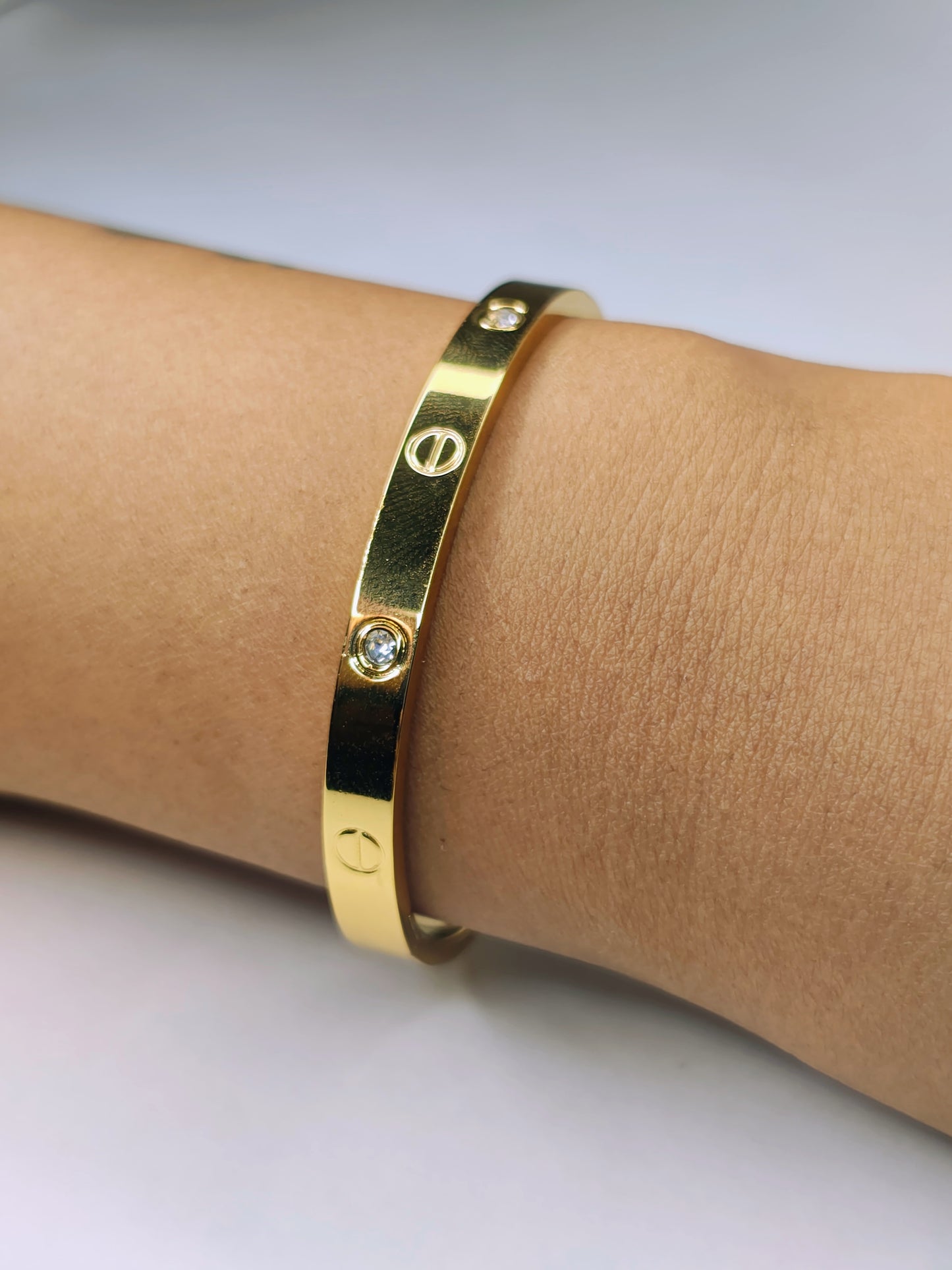 Cartier Bracelet (Unisex) (Anti-Tarnish,Stainless Steel)