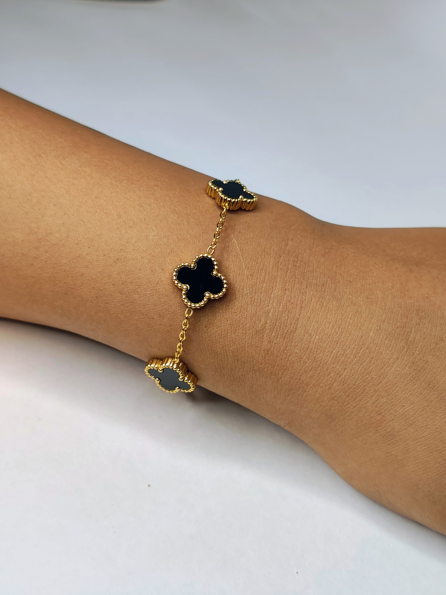 Black Clover Bracelet (Anti-Tarnished, Stainless Steel)